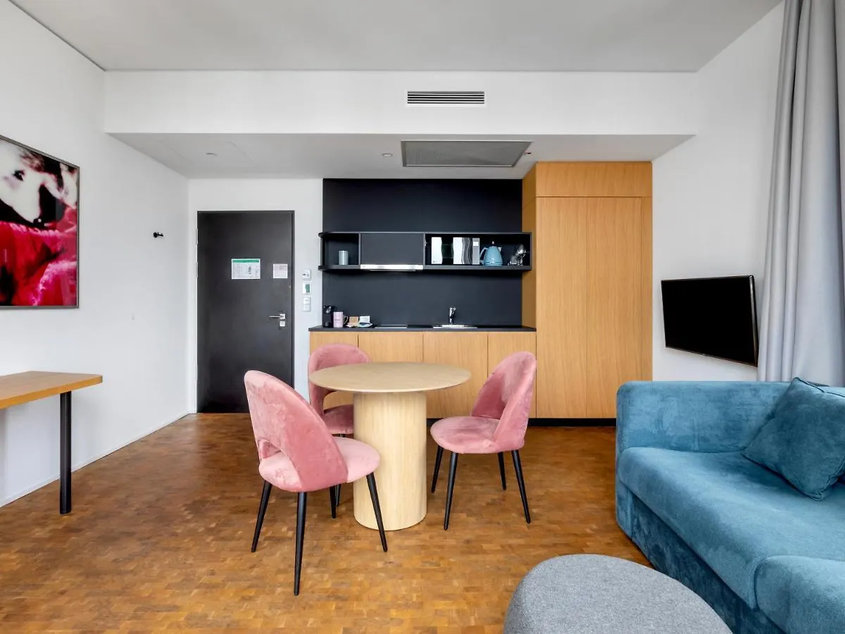 Numa Berlin Drift Aparthotel 4*,